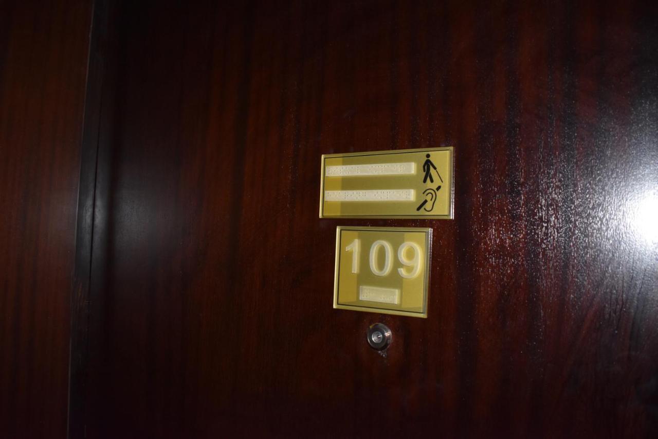 One To One Aparthotel Al-Khobar Eksteriør bilde
