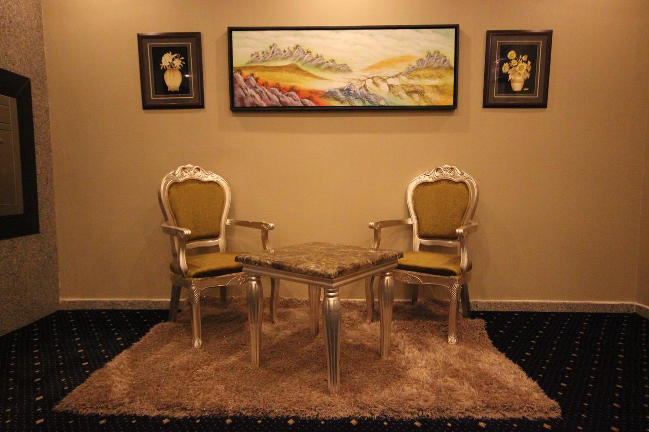 One To One Aparthotel Al-Khobar Eksteriør bilde